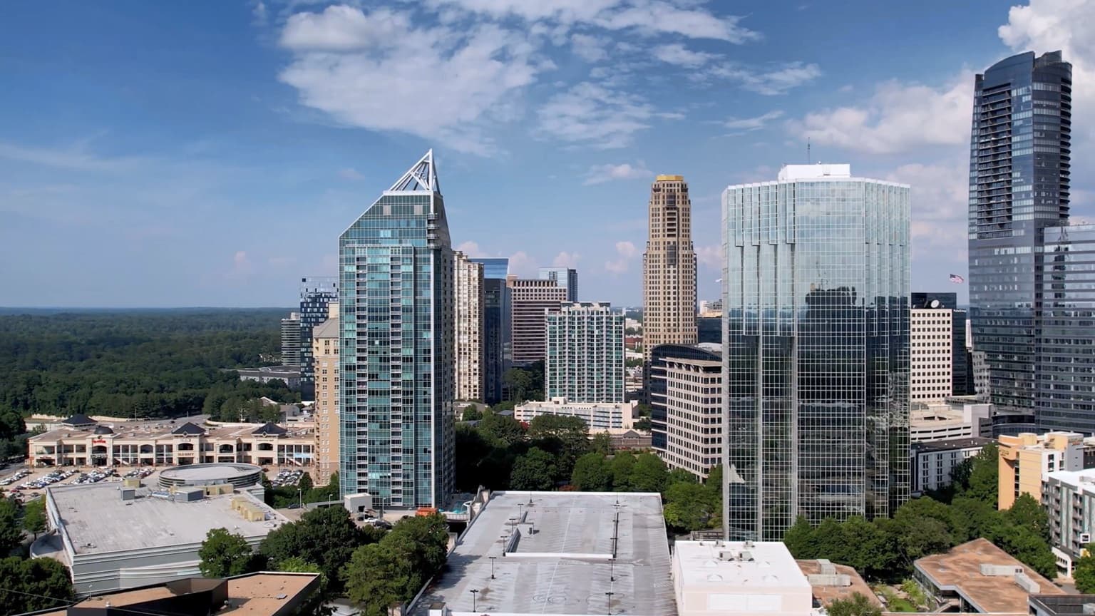 Dubai luxury vacation homes